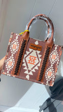 Load image into Gallery viewer, Wrangler Purse (Medium)